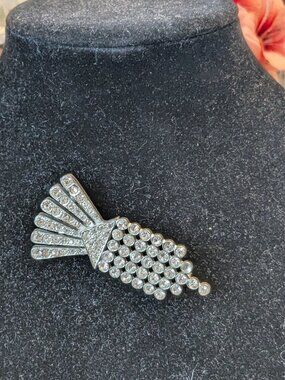Vintage Art Deco Rhinestone & Silver-tone Brooch